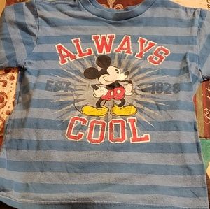 Boys 4t Mickey t-shirt and comfy gray sweats